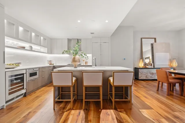 $6,850,000 | 300 Pier 4 Blvd., Unit 7G, Boston, MA 02210