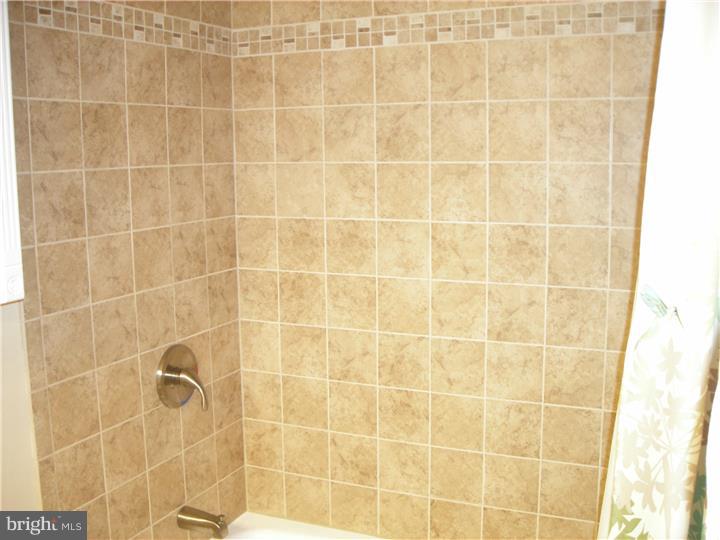 100 Cliffwood Road Philadelphia, PA 19115 - Photo 14 of 22