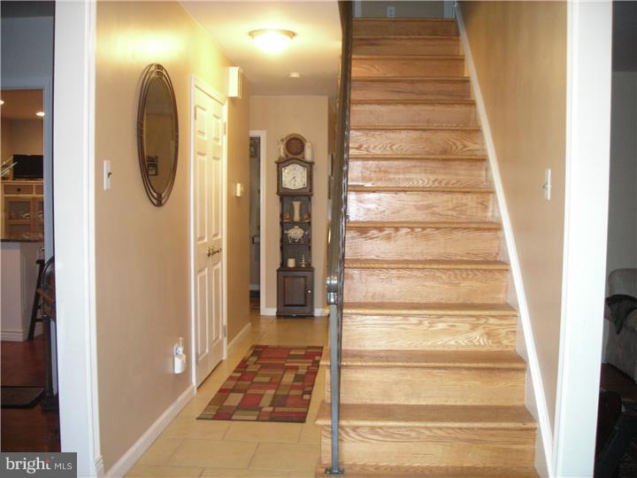 100 Cliffwood Road Philadelphia, PA 19115 - Photo 5 of 22