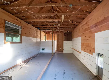 a view of a house with a big yard