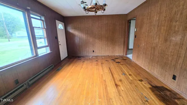 $160,000 | 2704 East 6th Street, Big Stone Gap, VA 24219