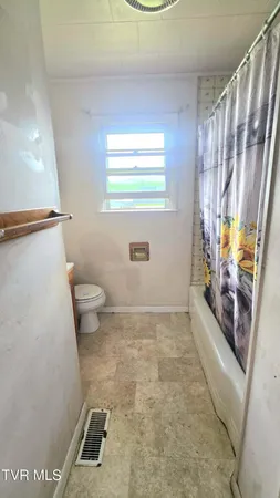$160,000 | 2704 East 6th Street, Big Stone Gap, VA 24219