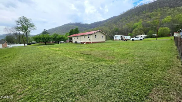 $160,000 | 2704 East 6th Street, Big Stone Gap, VA 24219