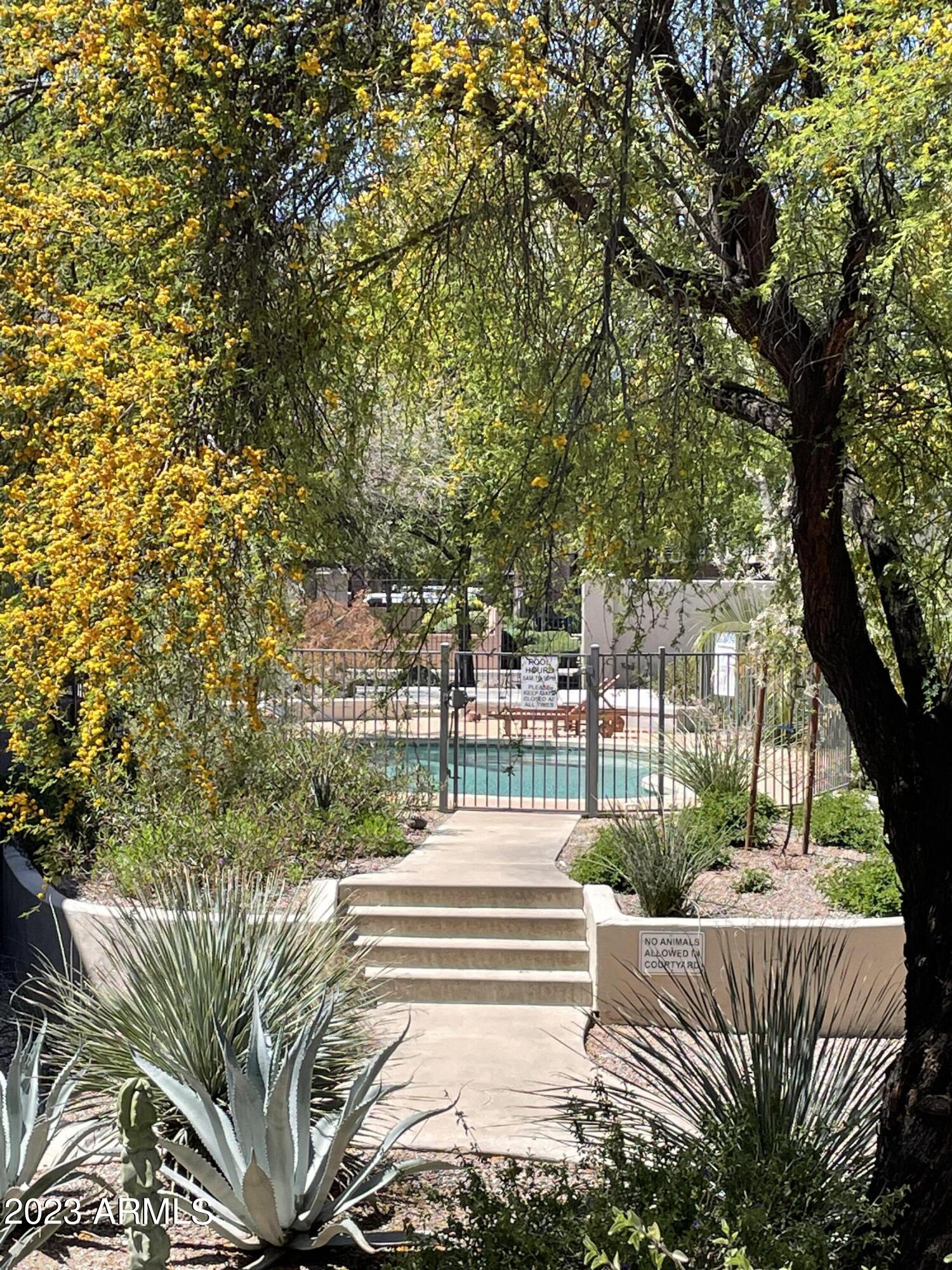 1022 East Osborn Road, Unit F Phoenix, AZ 85014 - Photo 10 of 22 HMtXgmgHT4OhSkz+2M7jvw