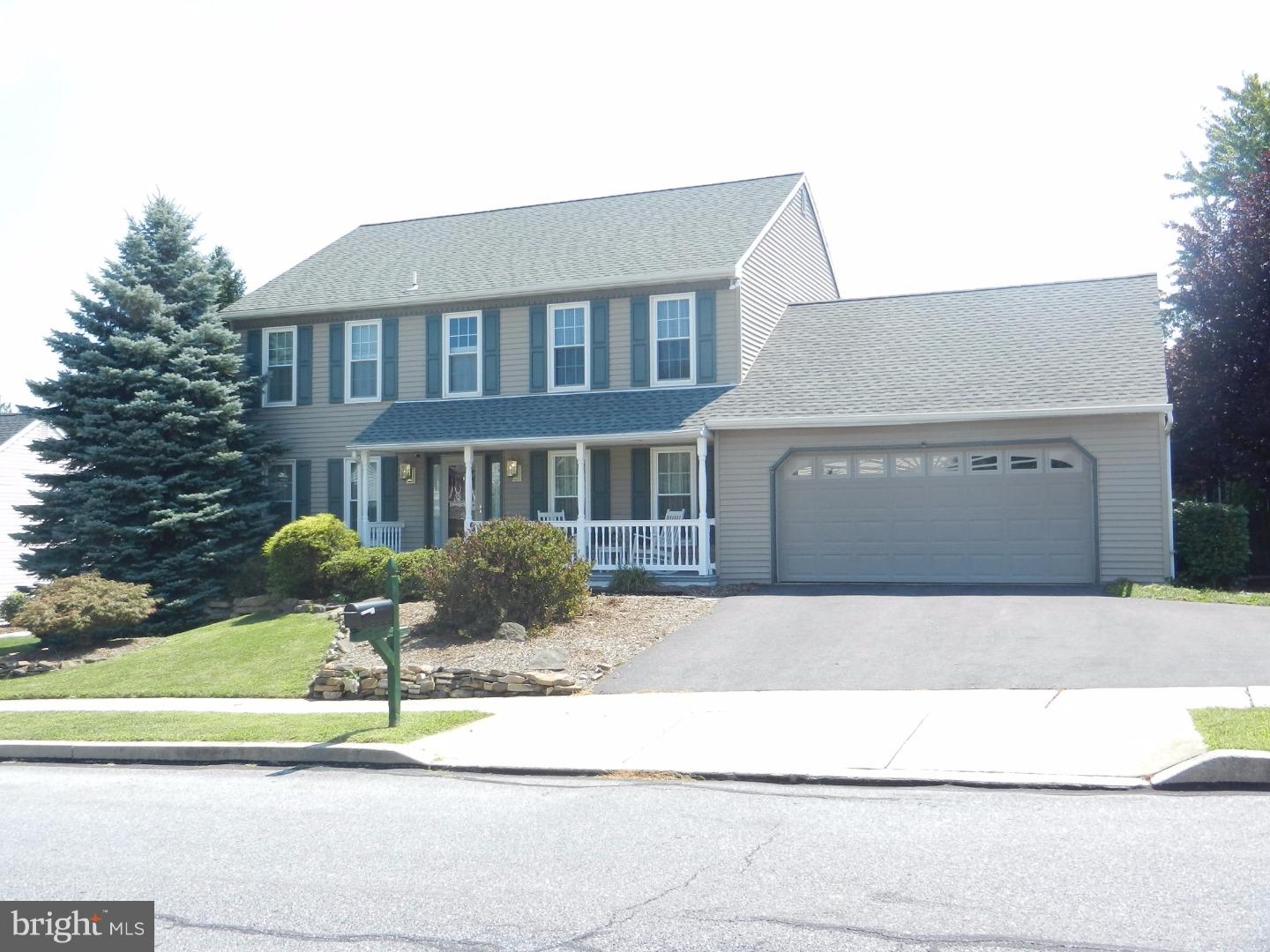 25 Flint Ridge Drive Reading, PA 19607 - Photo 1 of 20 Gallery Image 1