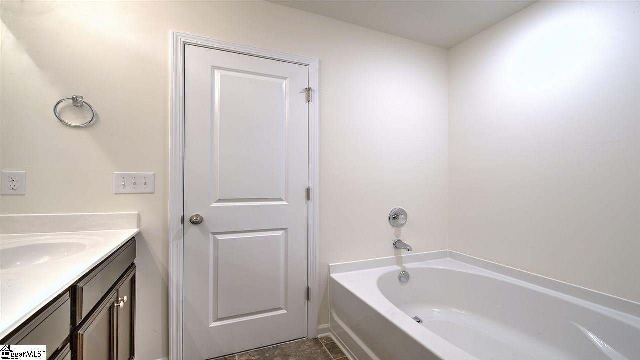 212 Hillendale Way Pelzer, SC 29669 - Photo 22 of 32