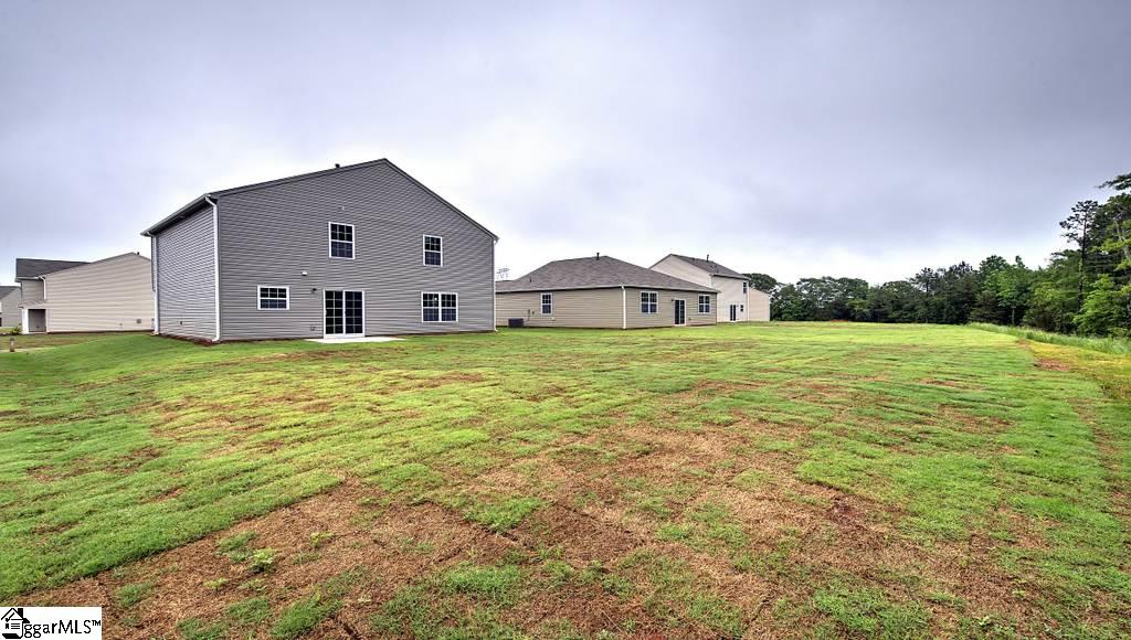 212 Hillendale Way Pelzer, SC 29669 - Photo 5 of 32