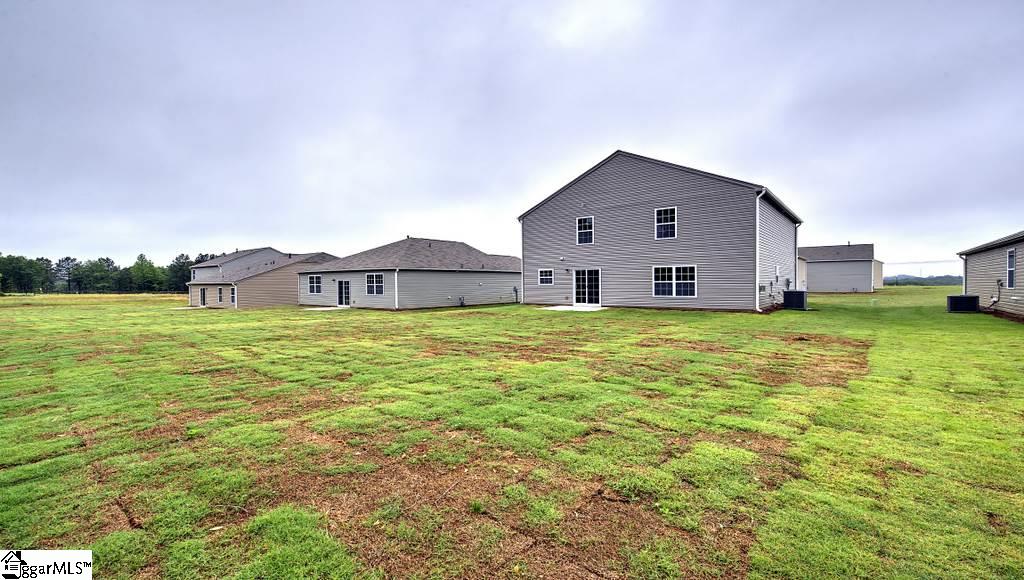 212 Hillendale Way Pelzer, SC 29669 - Photo 6 of 32