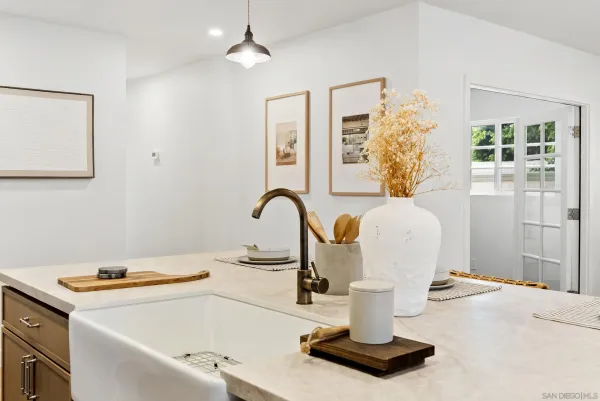 $915,000 | 4216 Posey Place, San Diego, CA 92105