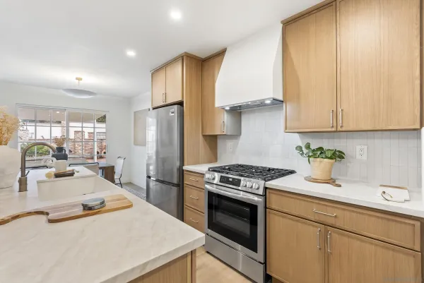 $915,000 | 4216 Posey Place, San Diego, CA 92105