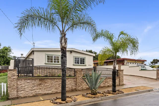 $939,000 | 4216 Posey Place, San Diego, CA 92105