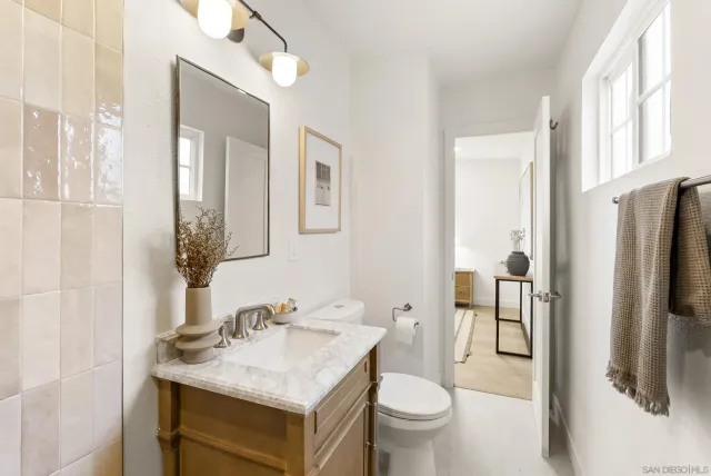 $939,000 | 4216 Posey Place, San Diego, CA 92105