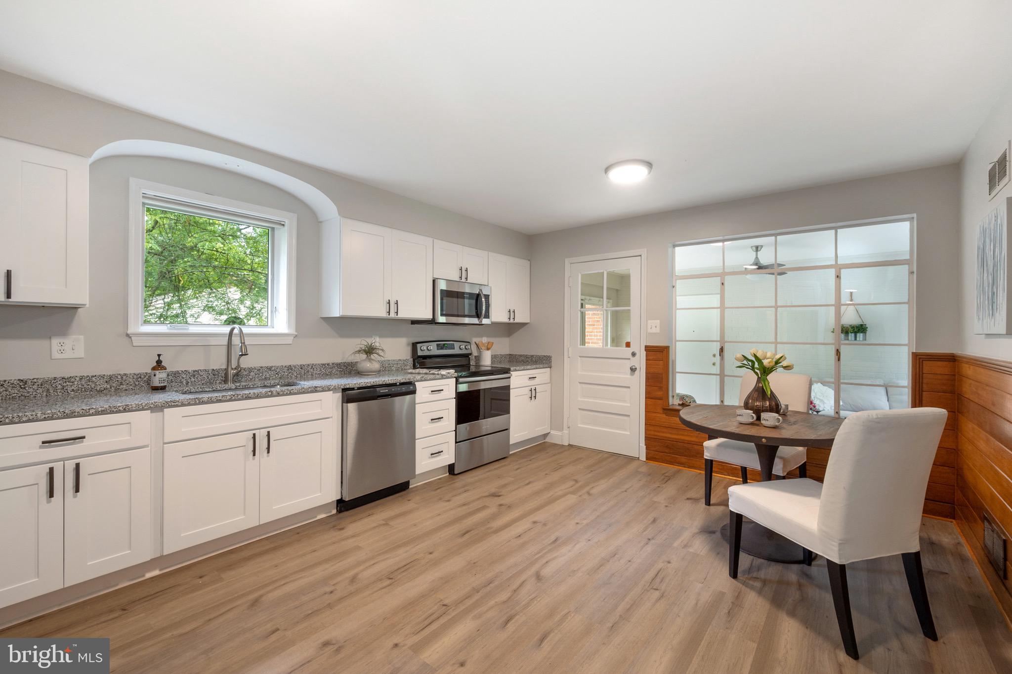 6431 Sleepy Ridge Road Falls Church, VA 22042 - Photo 18 of 63 Kitchen