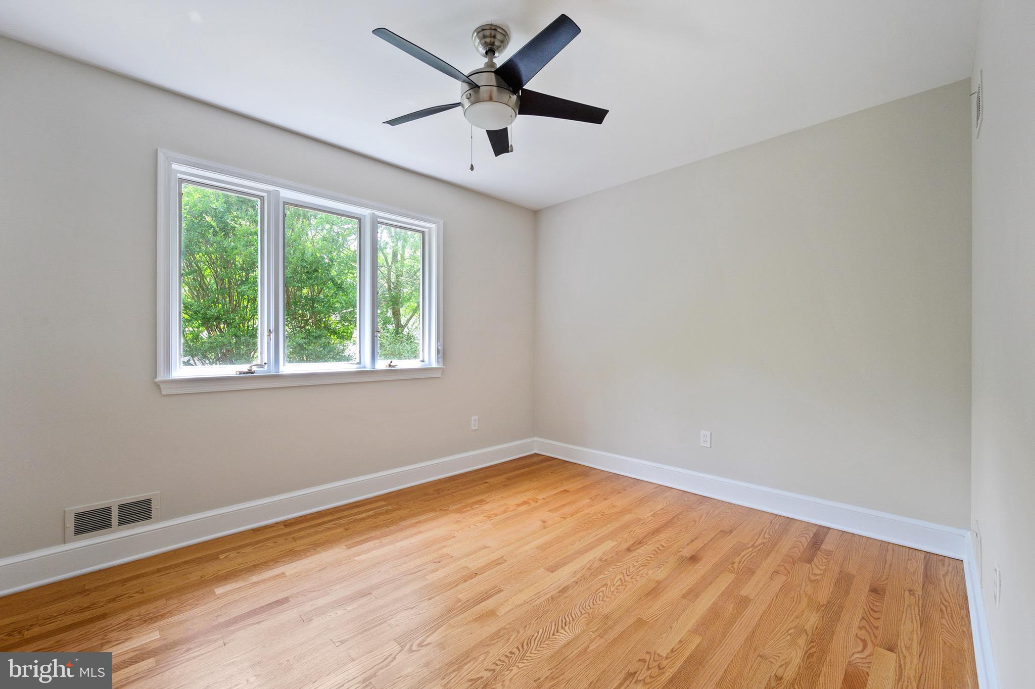 6431 Sleepy Ridge Road Falls Church, VA 22042 - Photo 35 of 63 Bedroom 3