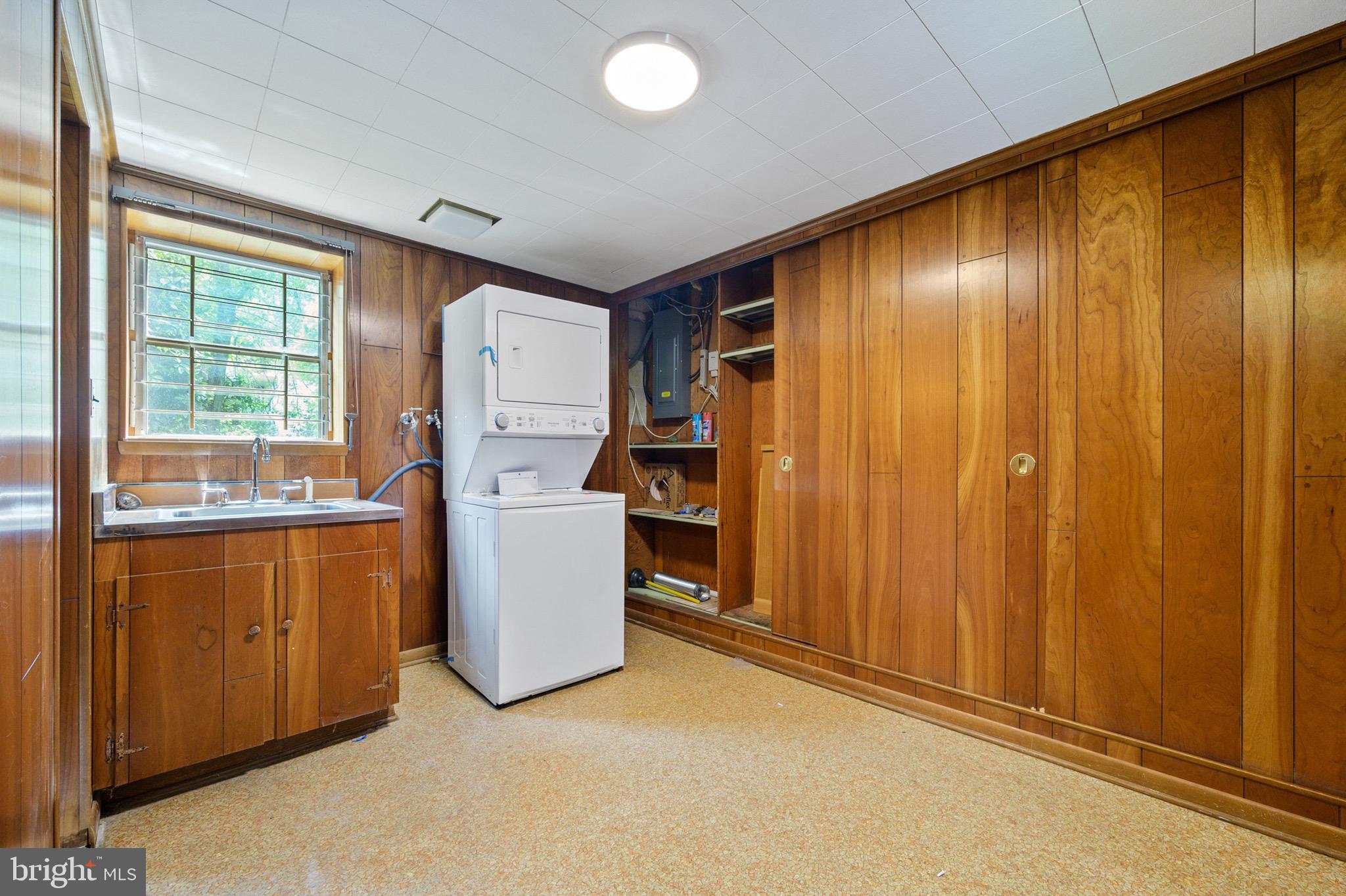 6431 Sleepy Ridge Road Falls Church, VA 22042 - Photo 45 of 63 Laundry Room
