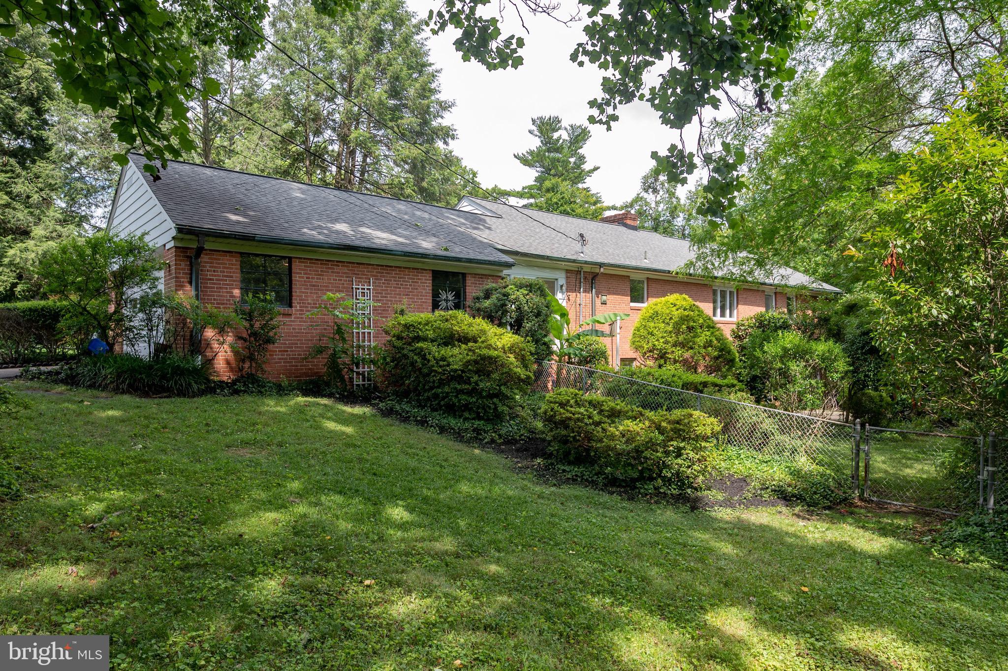 6431 Sleepy Ridge Road Falls Church, VA 22042 - Photo 52 of 63 Exterior Rear Lawn