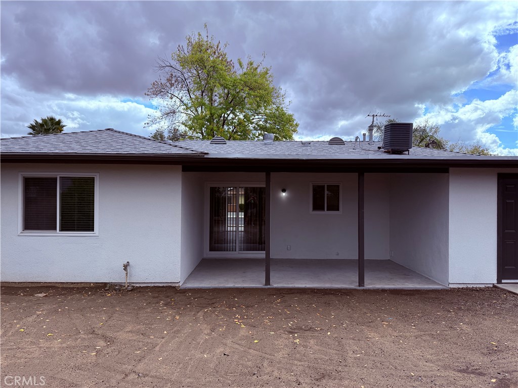 596 Opal Avenue Hemet, CA 92543 - Photo 26 of 30 a front view of a house