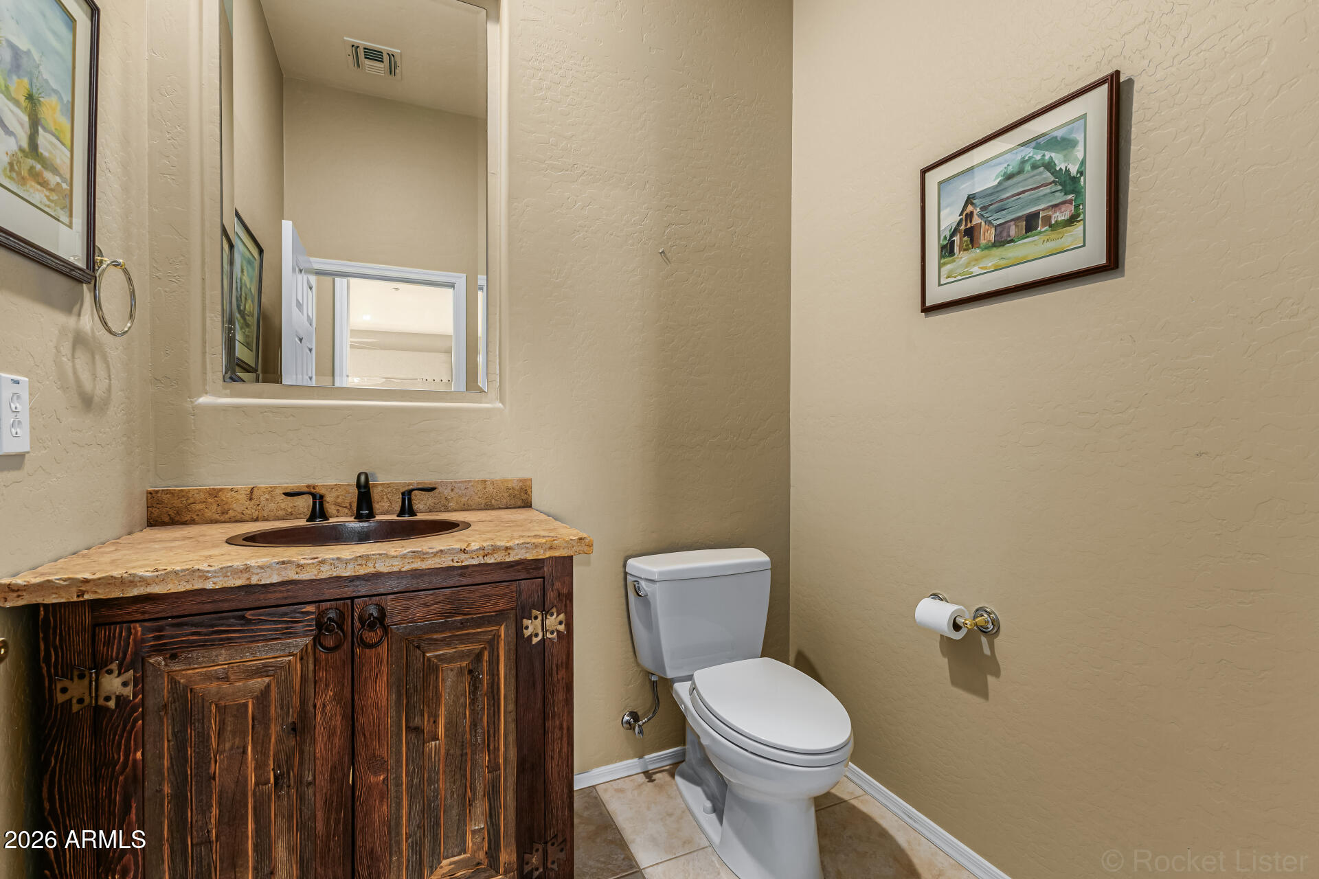 42008 North Anthem Springs Road Anthem, AZ 85086 - Photo 17 of 39 42008 N Anthem Springs Rd- Hallway Half