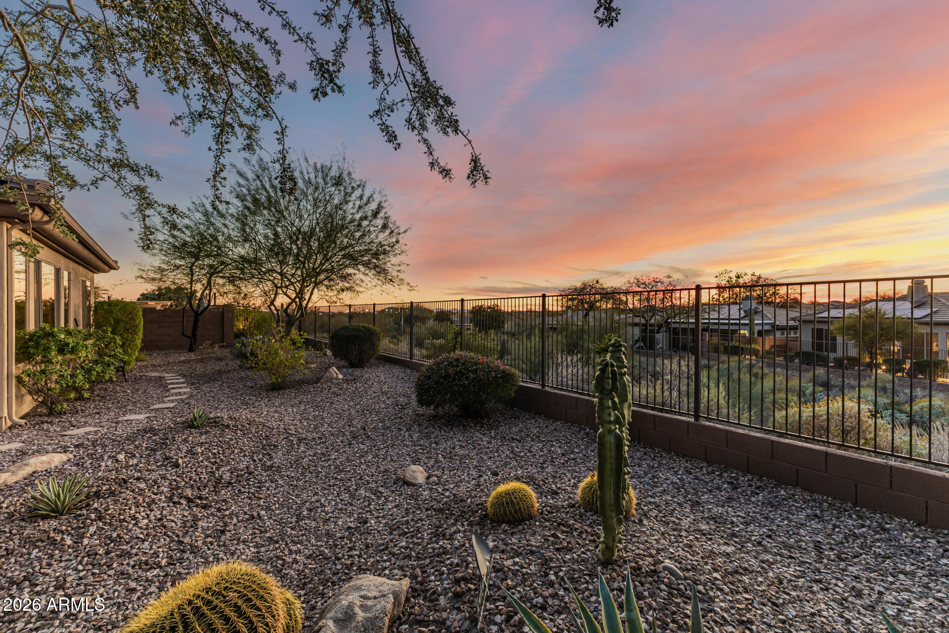 42008 North Anthem Springs Road Anthem, AZ 85086 - Photo 29 of 39 42008 N Anthem Springs Rd- Backyard (7)