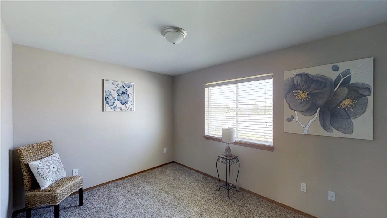 6514 Chumani Road Cheney, WA 99004 - Photo 13 of 19
