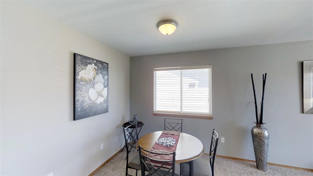 6514 Chumani Road Cheney, WA 99004 - Photo 8 of 19