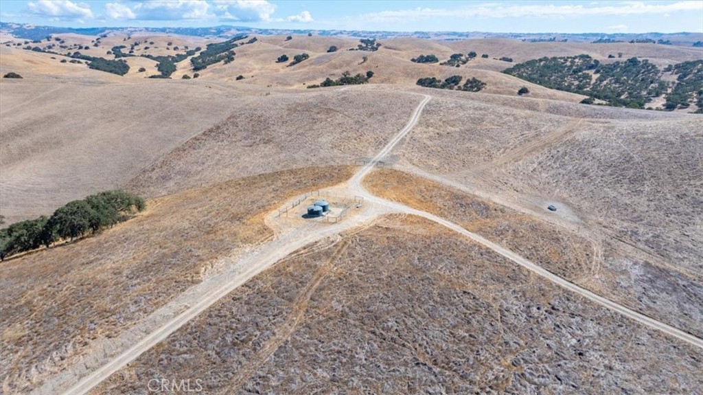 77599 Lowes Canyon Road San Miguel, CA 93451 - Photo 58 of 66 a view of a dry yard