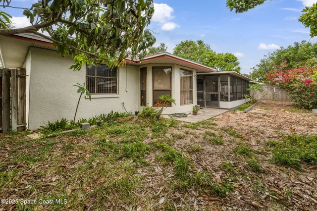 $499,999 | 225 Chalet Avenue, Indialantic, FL 32903