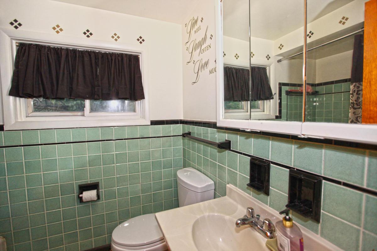 3469 Eakin Road Columbus, OH 43204 - Photo 13 of 17 Gallery Image 13