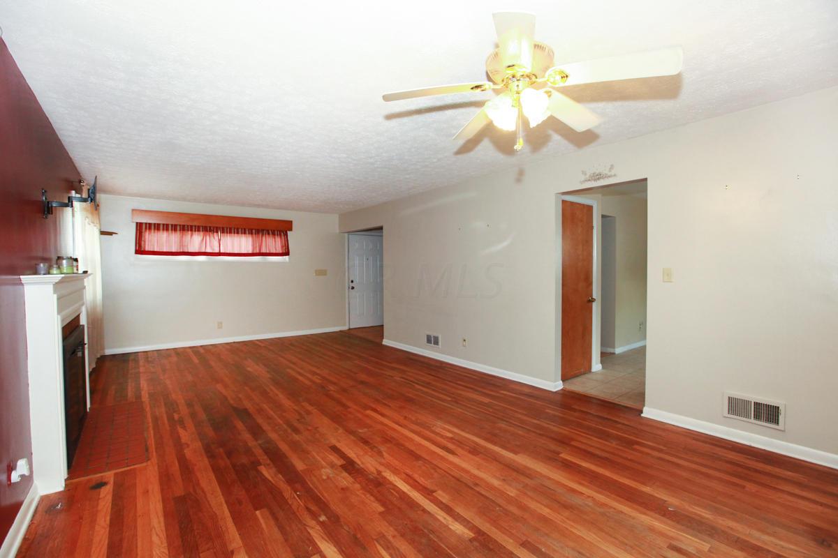 3469 Eakin Road Columbus, OH 43204 - Photo 4 of 17 Gallery Image 4