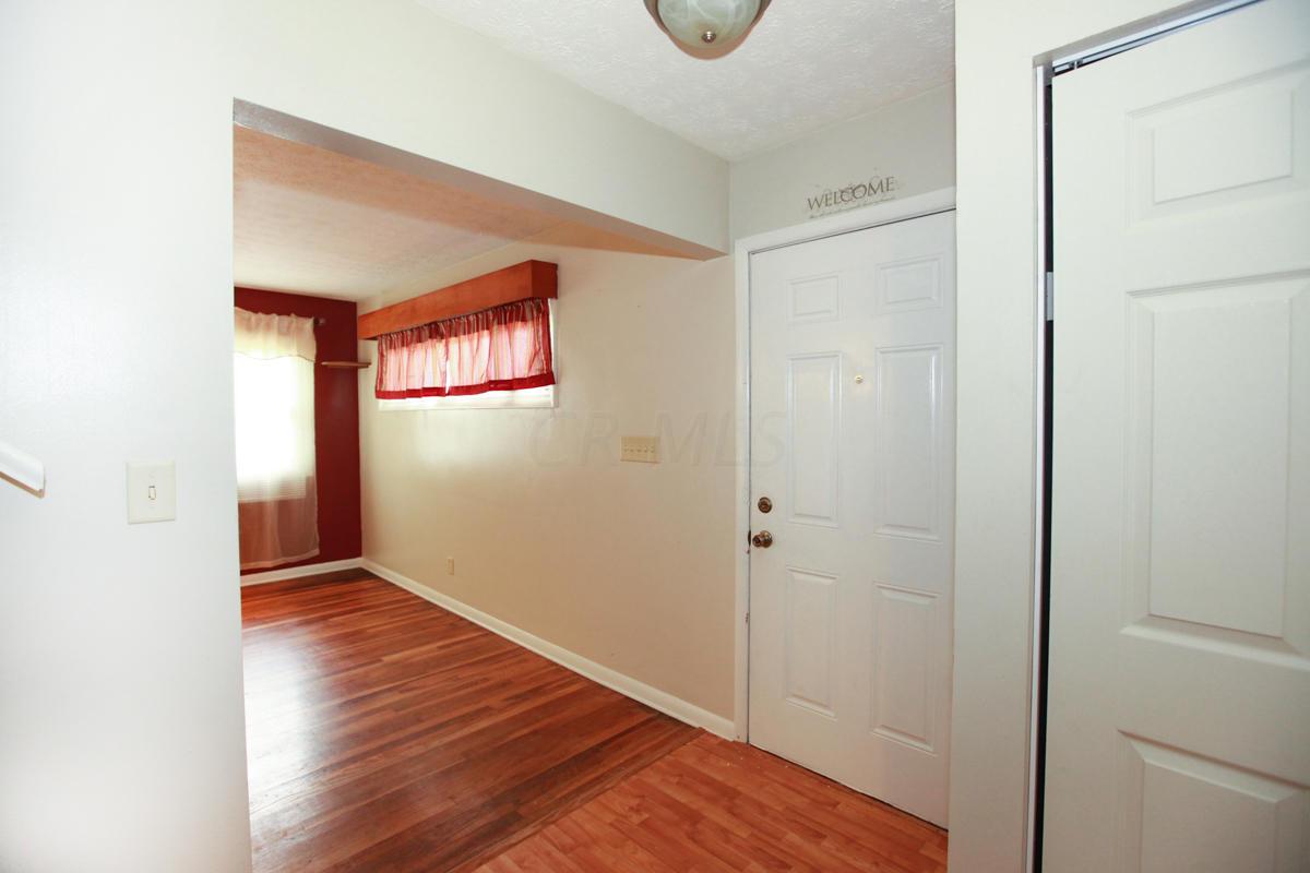 3469 Eakin Road Columbus, OH 43204 - Photo 6 of 17 Gallery Image 6