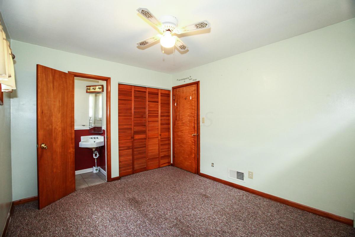 3469 Eakin Road Columbus, OH 43204 - Photo 8 of 17 Gallery Image 8