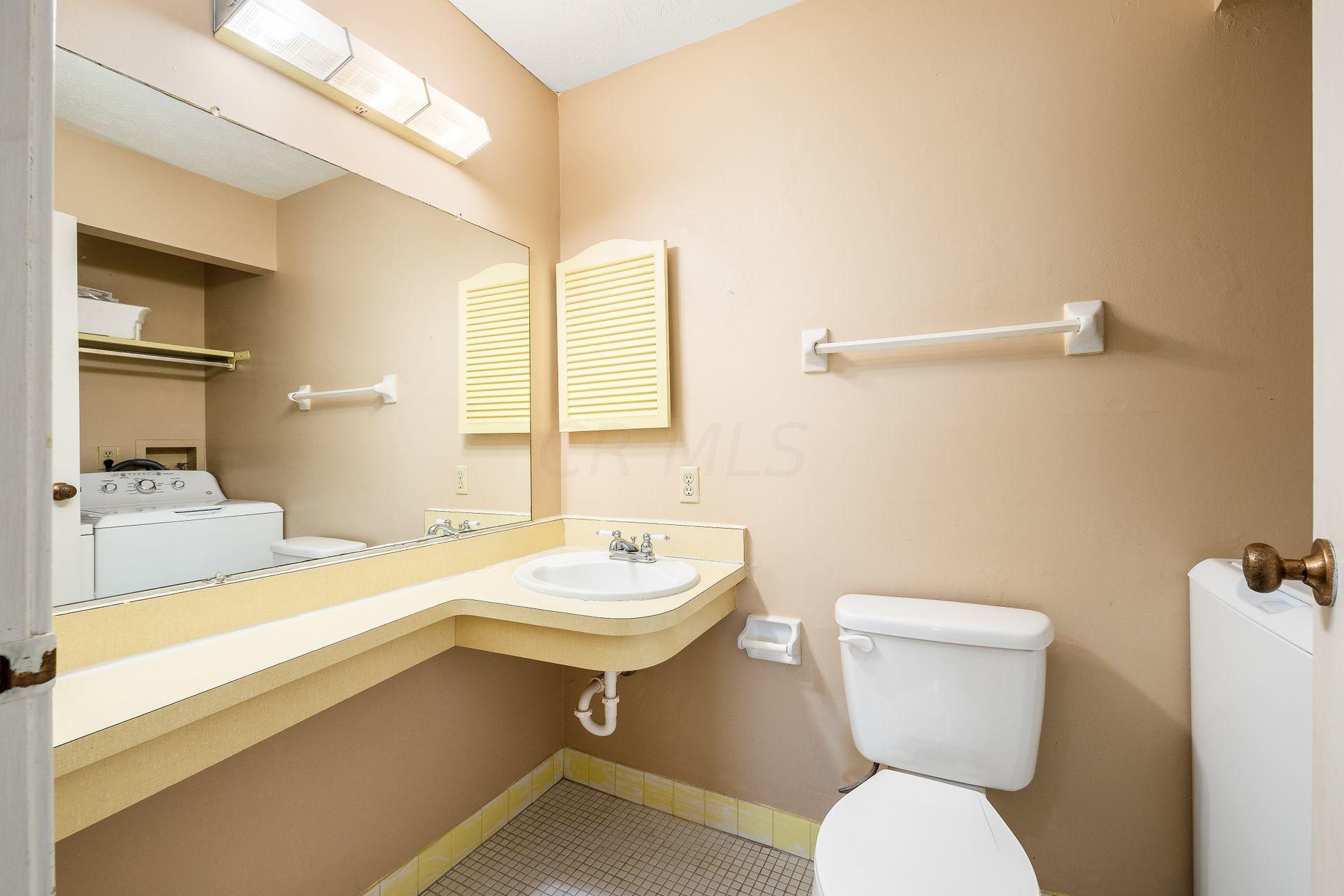 5357 Portland Street, Unit 301 Columbus, OH 43235 - Photo 14 of 21