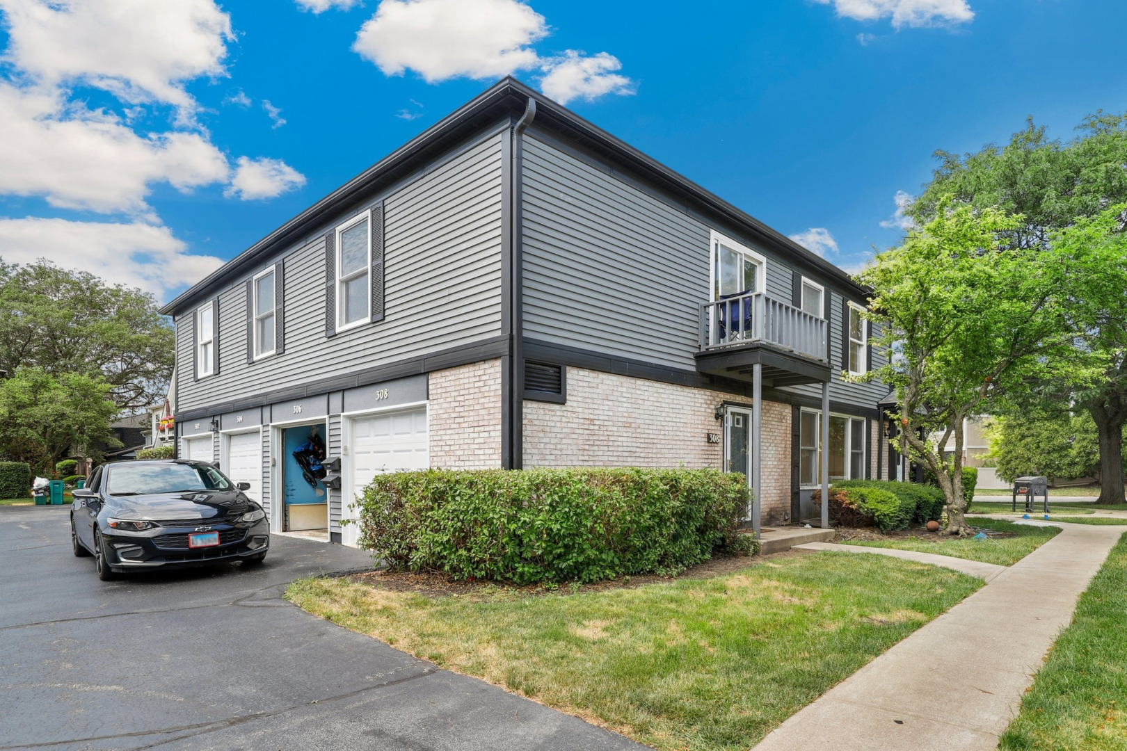 308 Inverrary Lane Deerfield, IL 60015 - Photo 15 of 17 Gallery Image 15