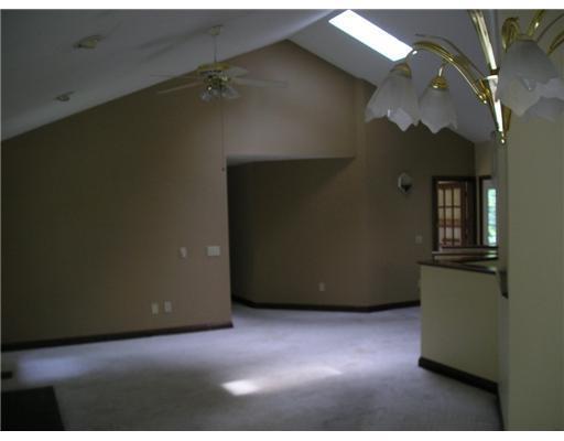 280 California Springfield, OH 45505 - Photo 4 of 9