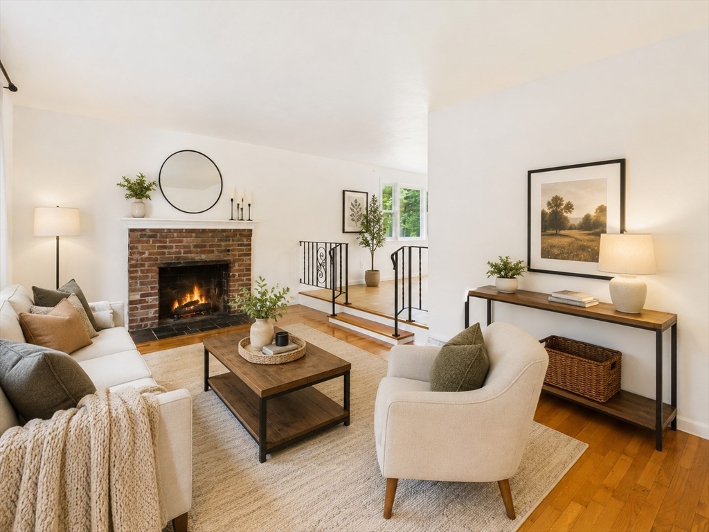 91 Old Post Road Sharon, MA 02067 - Photo 1 of 16