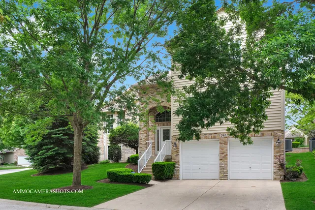 $475,000 | 740 Manor Hill Place, Sugar Grove, IL 60554