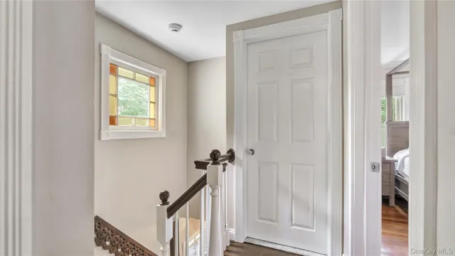 a view of a hallway with a entryway