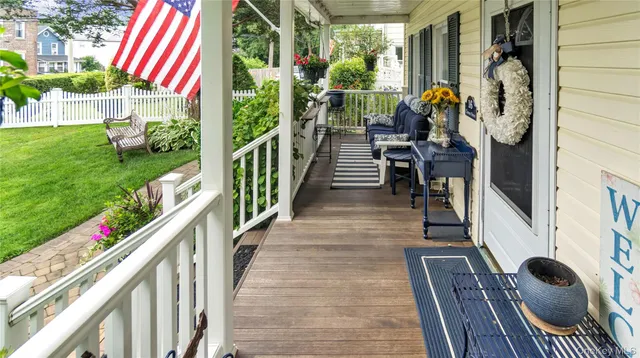 a view of a sign board with yard