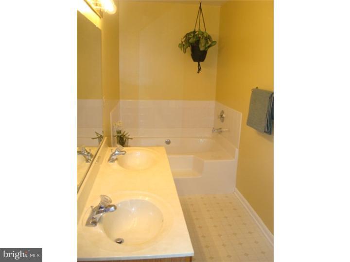 1872 Strong Road Quakertown, PA 18951 - Photo 14 of 22 Gallery Image 14