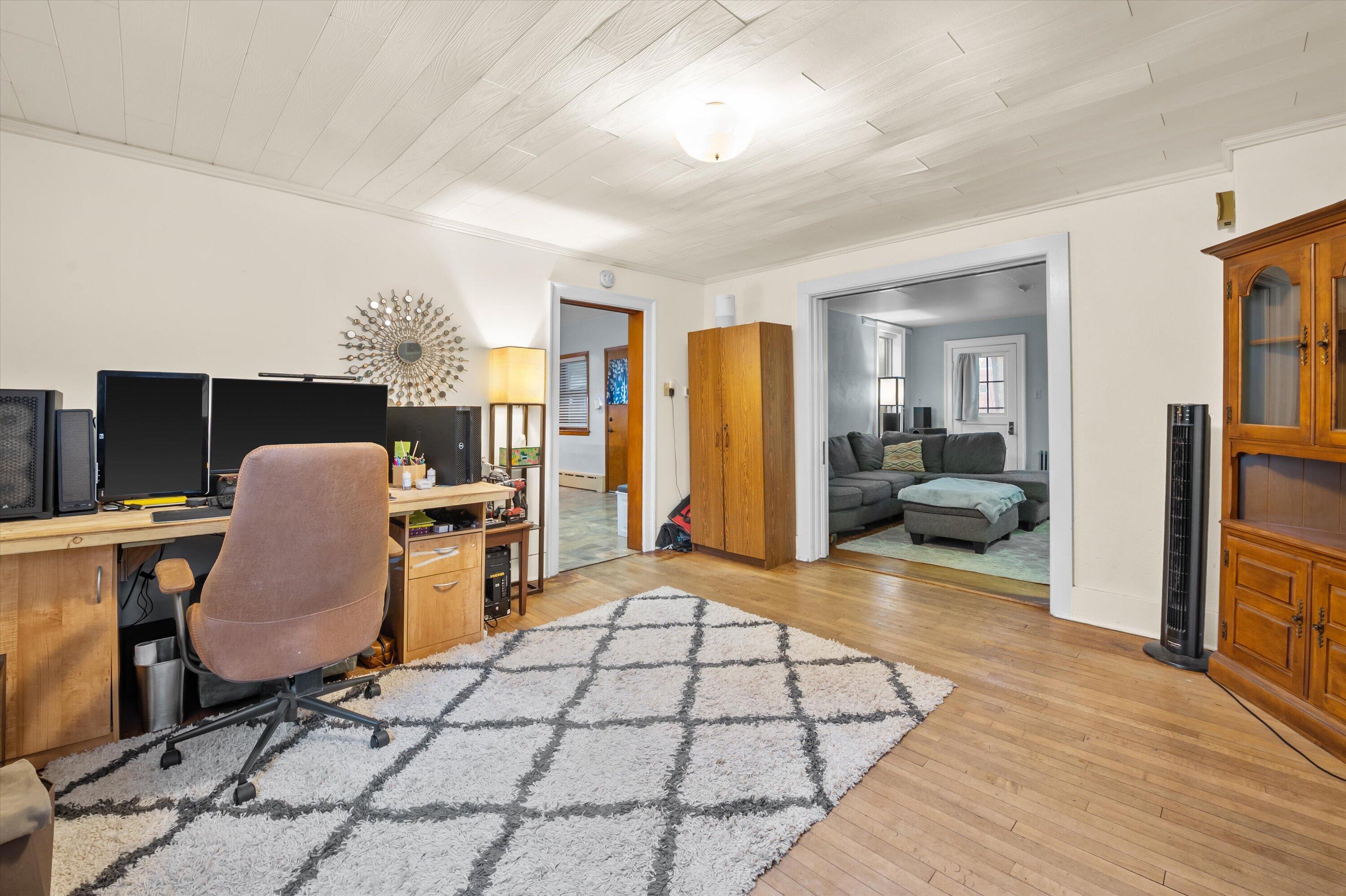 10806 West Freistadt Road Mequon, WI 53097 - Photo 14 of 33 Dining Room