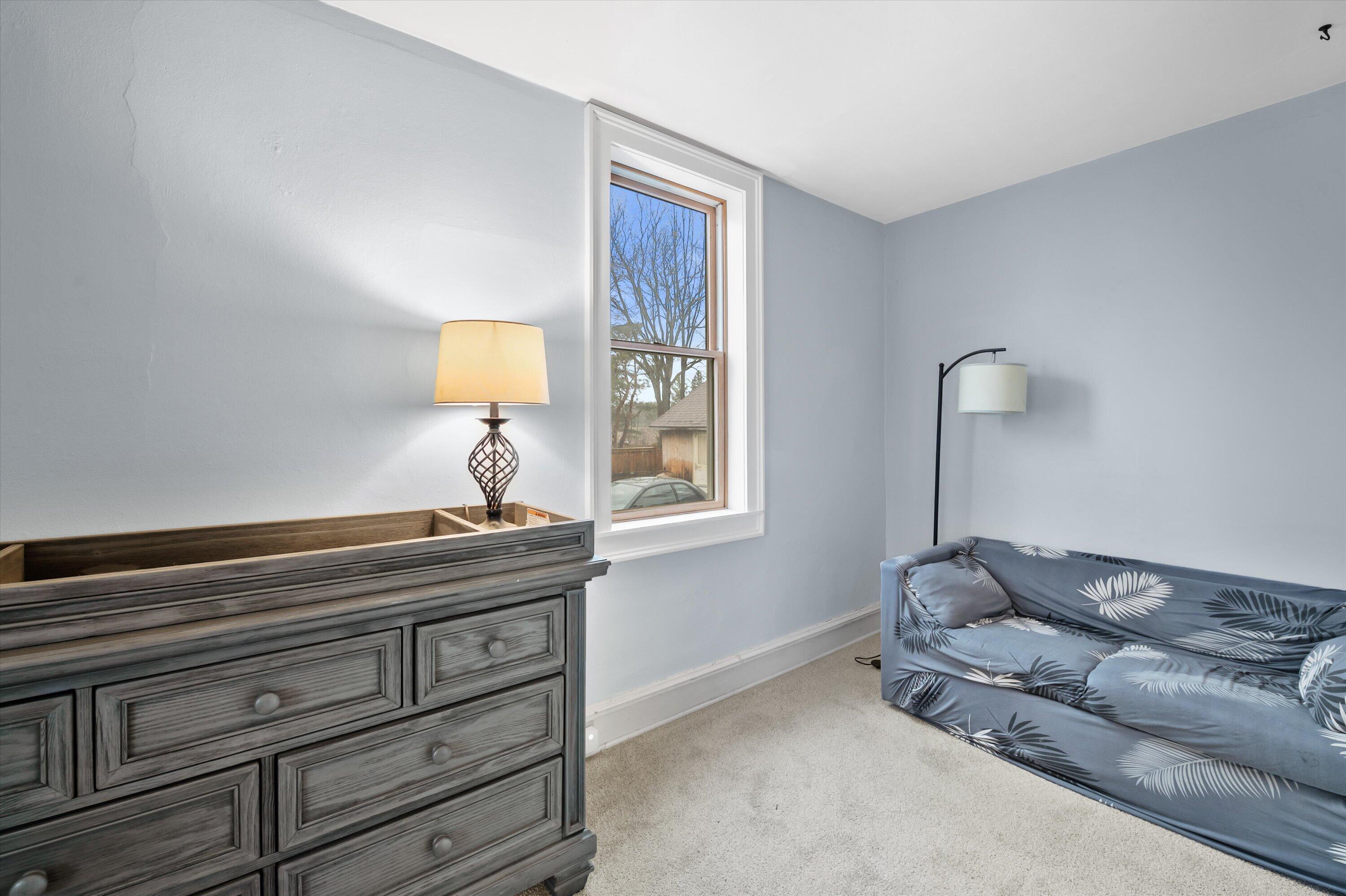 10806 West Freistadt Road Mequon, WI 53097 - Photo 15 of 33 Bedroom 3