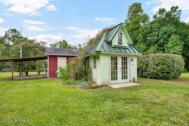 $1,900 | 1126 Old Folkstone Road, Sneads Ferry, NC 28460