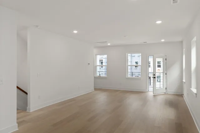 $2,300 | 440 Markham Street, Unit 24, Nashville, TN 37214