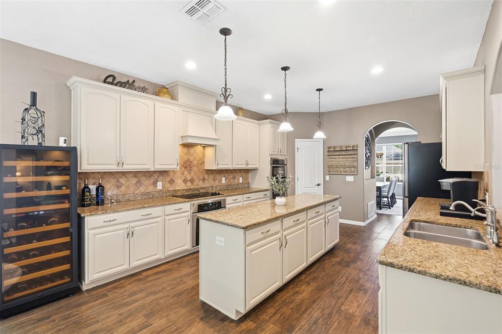 3449 Loggerhead Way Wesley Chapel, FL 33544 - Photo 12 of 52