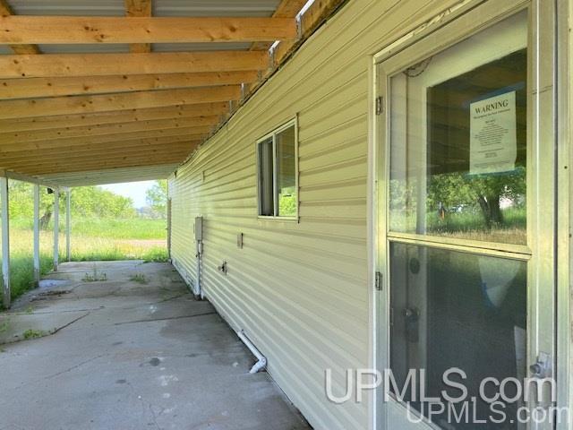 8077 Co Road Gladstone, MI 49837 - Photo 6 of 21