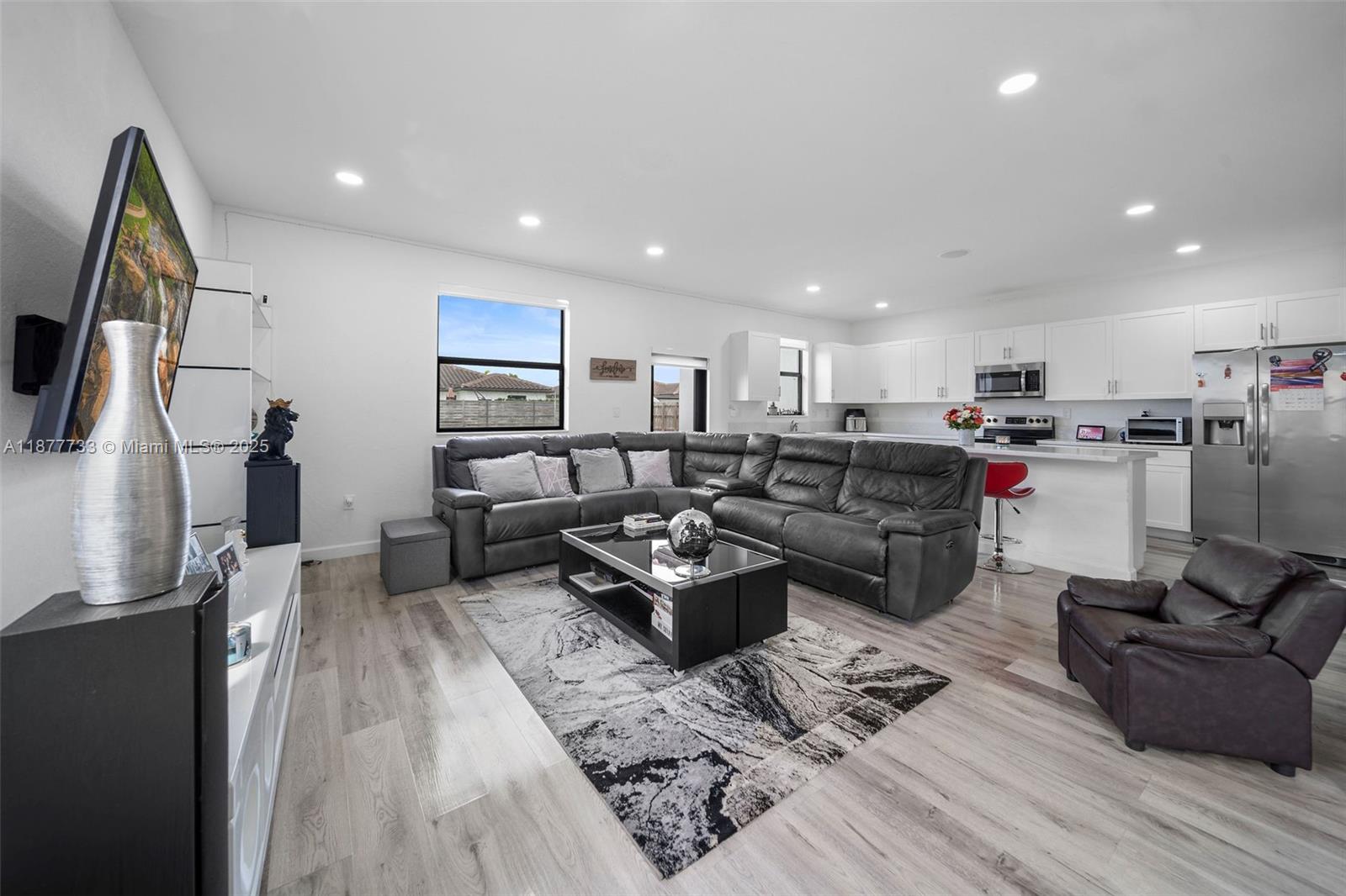 12833 Southwest 229th Terrace Miami, FL 33170 - Photo 10 of 43