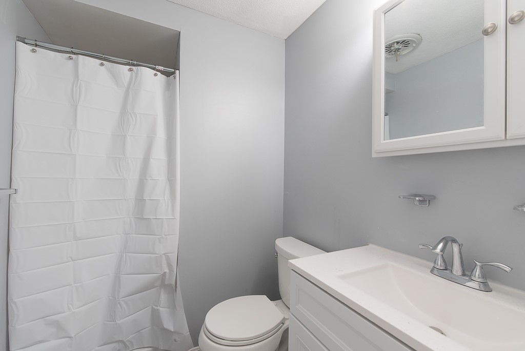 555 Diamond Hill Road, Unit 104 Woonsocket, RI 02895 - Photo 13 of 20