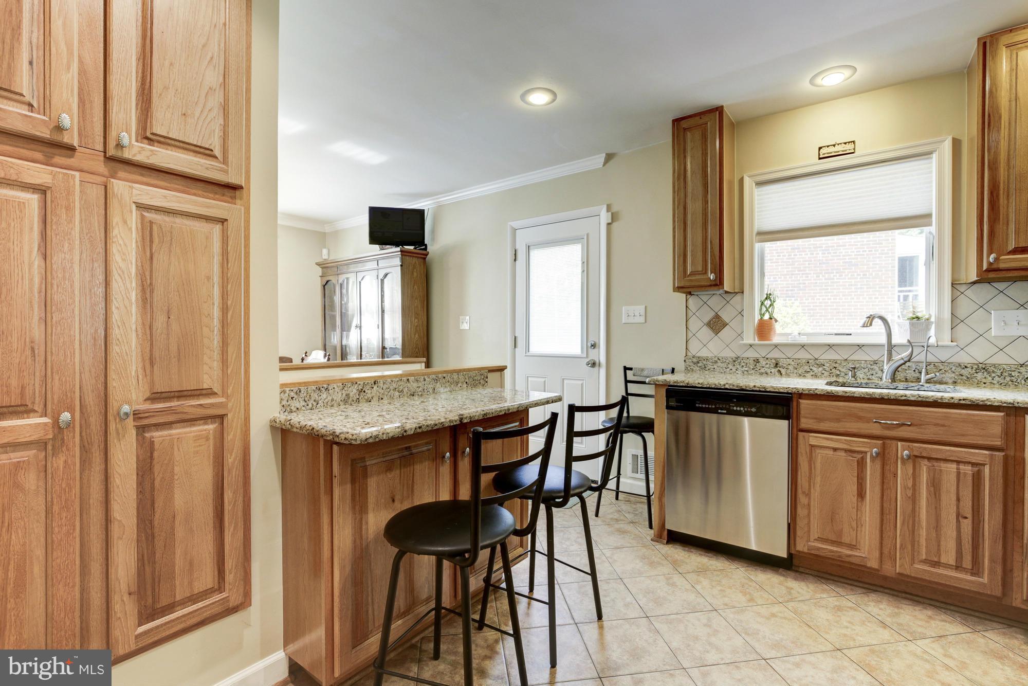 1305 Oakview Drive Silver Spring, MD 20903 - Photo 9 of 26