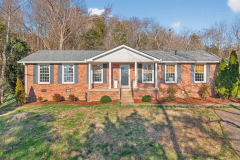 $499,900 | 304 Cross Timbers Drive, Nashville, TN 37221