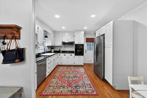 $499,900 | 304 Cross Timbers Drive, Nashville, TN 37221